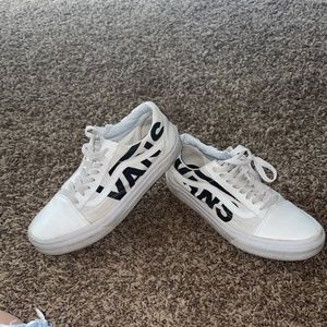 Black and White vans